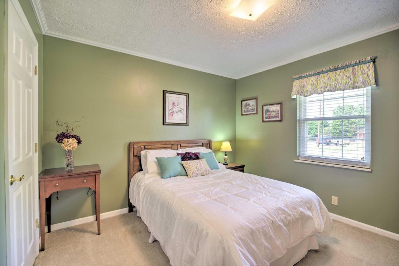 Вилла 16 Mi To Pigeon Forge Jujus House With Mtn View Seymour Экстерьер фото
